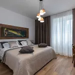 Nyaraló Nona Nina Labin